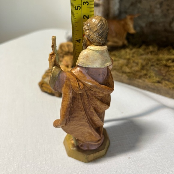 Fontanini Italy Vintage Nativity Scene with Angel & Figures & wood crèche - Picture 11 of 13